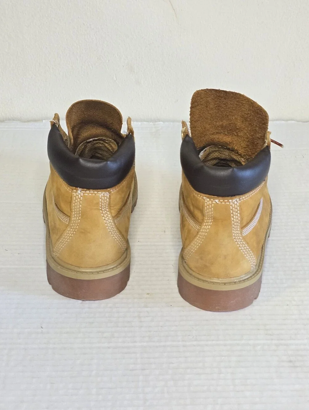 Timberland 6 Inch Premium Waterproof Boots Youth 3M Wheat Nubuck Brown Fall Boot
